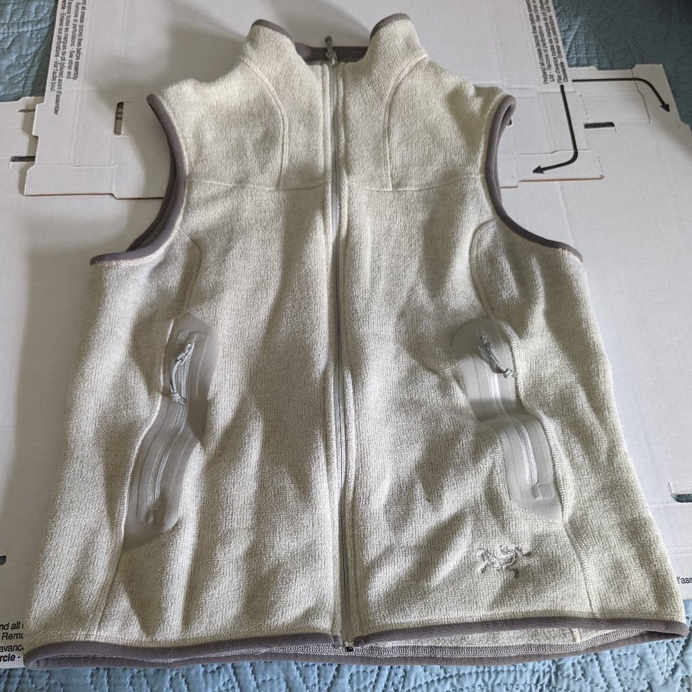 Arc'teryx Womens Large Covert Fleece Vest